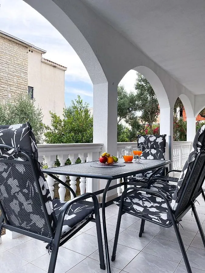 Apartments T&T Trogir 0*,  Kroatien